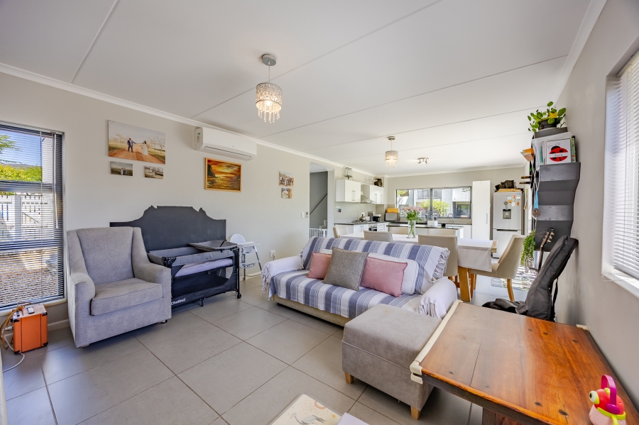 3 Bedroom Property for Sale in Burgundy Estate Western Cape